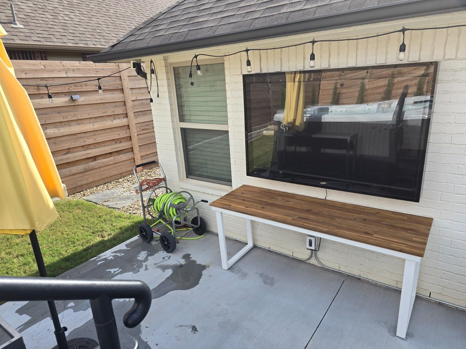 The Best Outdoor TV Cabinets to Protect Your TV from Bad Weather