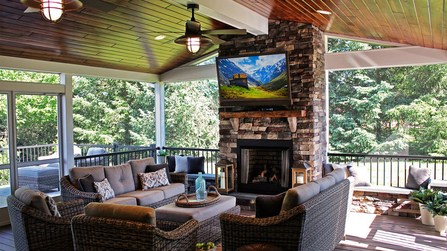 Are Outdoor TVs Winter Proof? A Comprehensive Guide to Year-Round Outdoor Entertainment